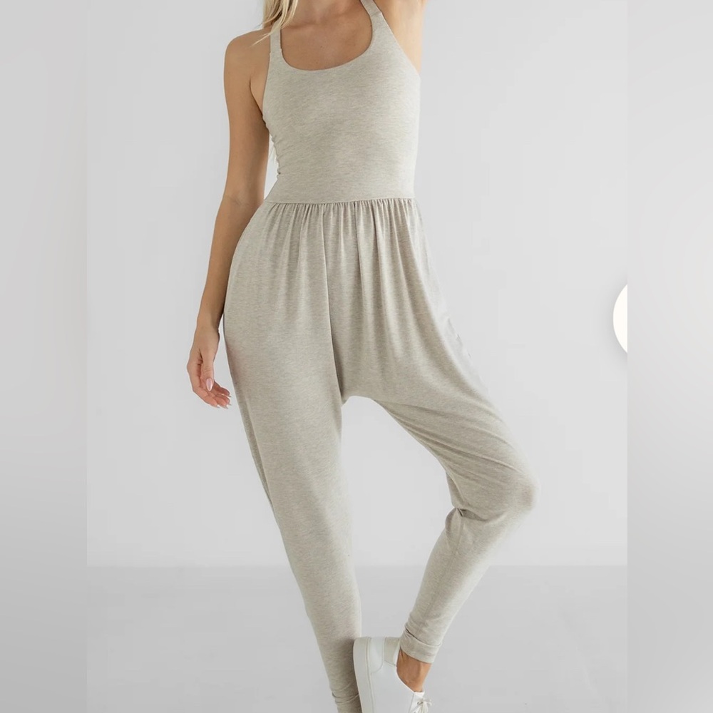 IMBODHI Women's Oatmeal Bodhi Jumper Medium